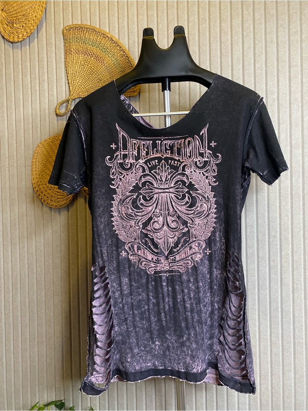 Affliction Womens shirt Y2K Live Fast Reversible Feathers Bikercore Grunge